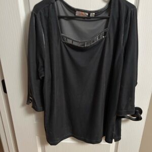 Quacker Factory Gray Blouse with Unique Cutout Design